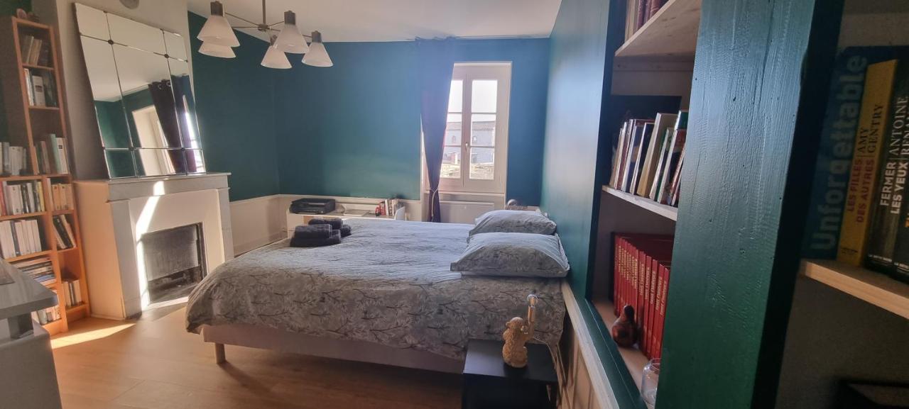 Chambres D'Hote Le Cedre Lezoux Exteriör bild