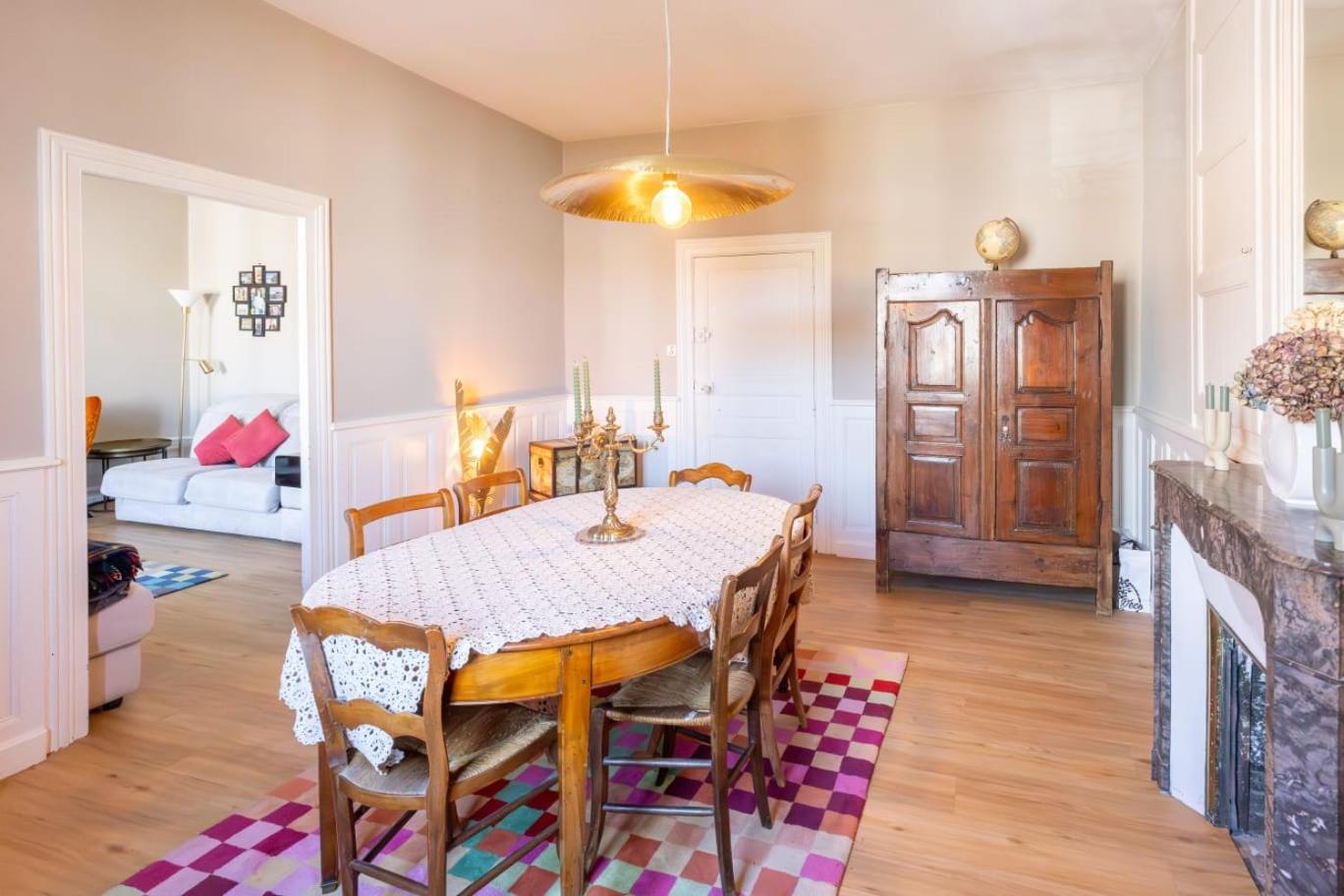 Chambres D'Hote Le Cedre Lezoux Exteriör bild